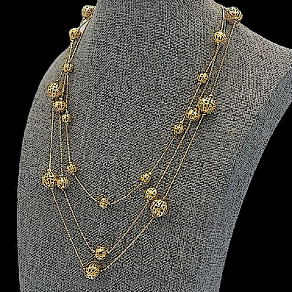 18” Avon Gold Toned Necklace Filigree Gold Bead Satellite Triple Strand NR stamp
